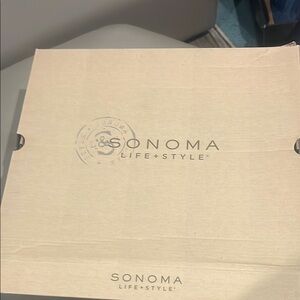Sonoma Life + Style Beige Box